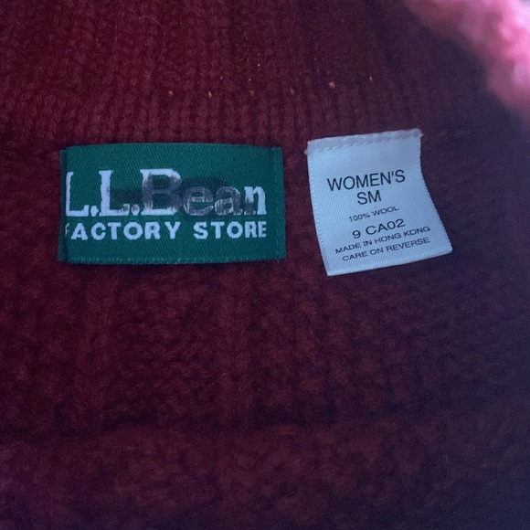 L.L. Bean Women’s size small 100% wool cable sweater - Picture 2 of 5
